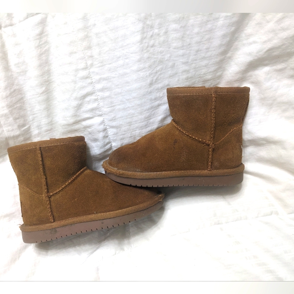 Koolaburra UGGs Toddler 8
